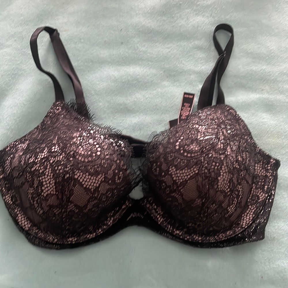 NWOT VS black laced bra